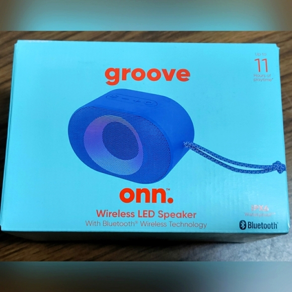 🎶NEW Portable Wireless Bluetooth Speaker by Onn - Picture 3 of 13
